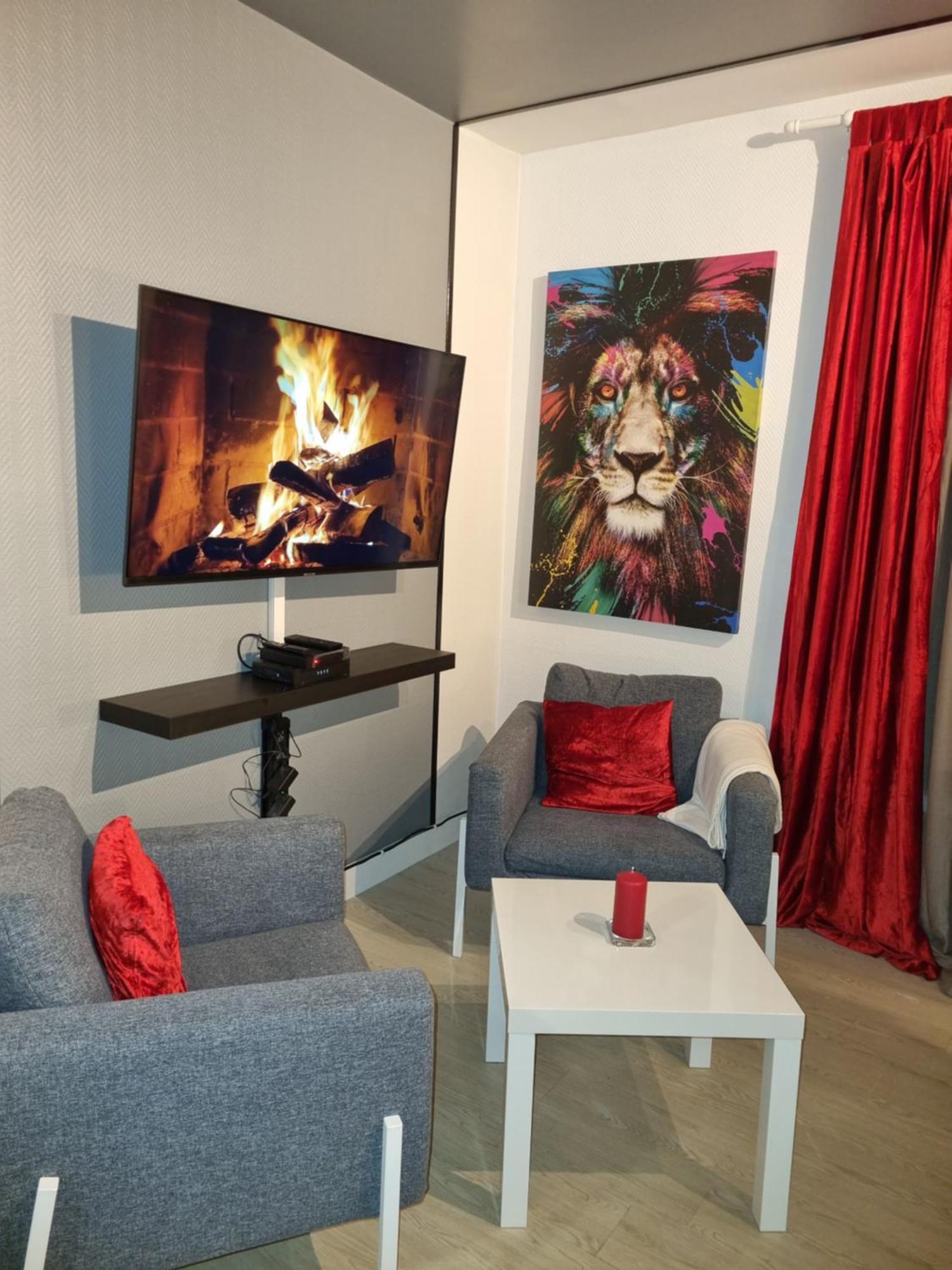 Apartment Centre