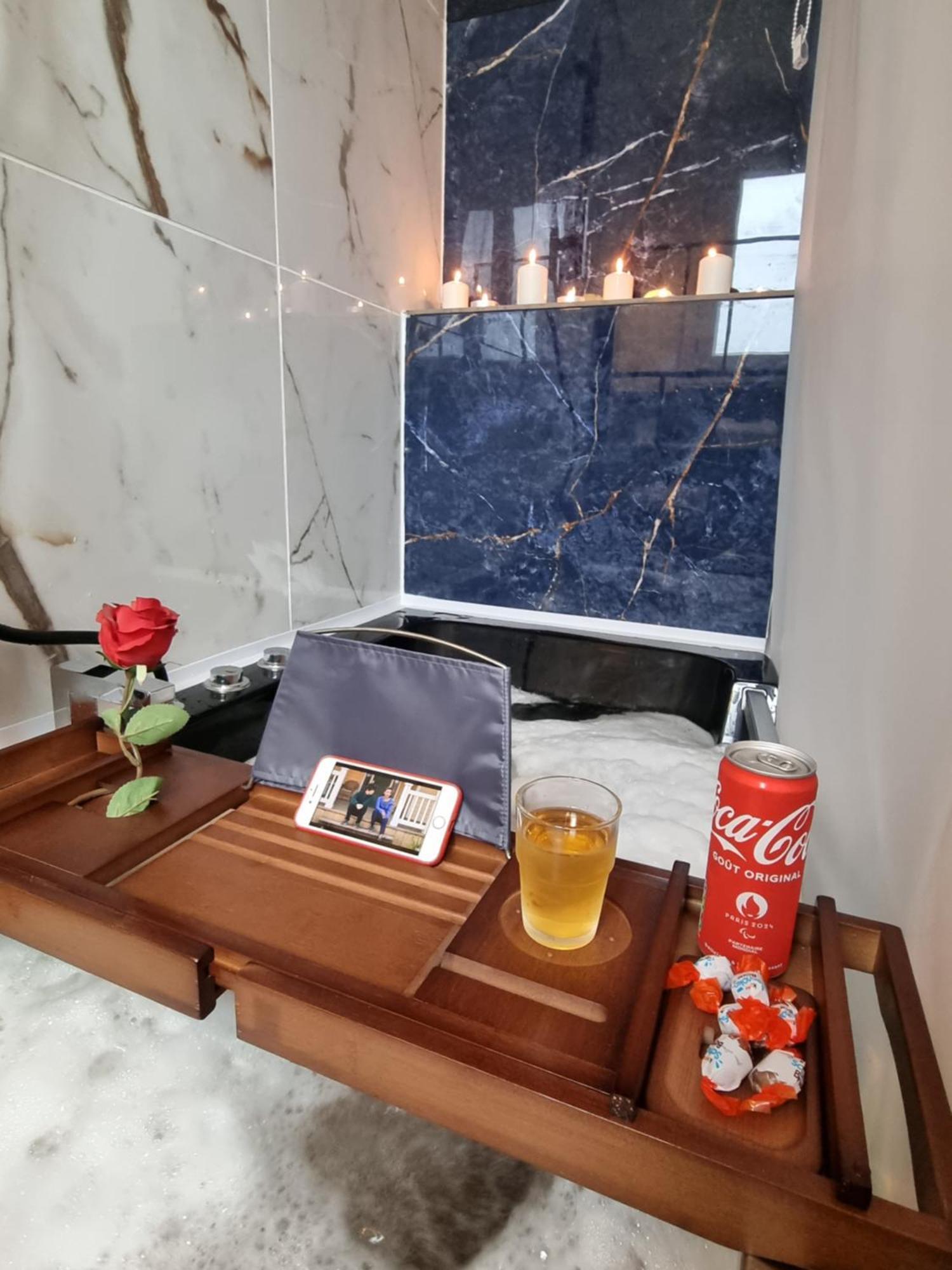 Apartment Centre Tours